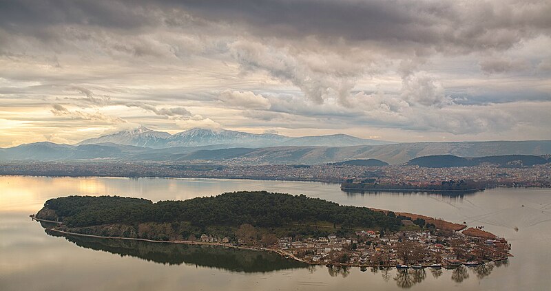 File:Ioannina island.jpg