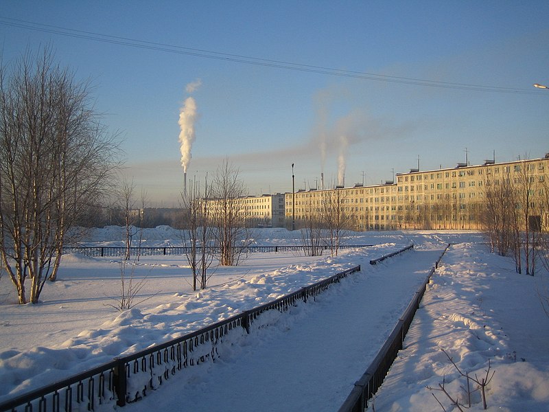 Файл:Russian town Kovdor.jpg