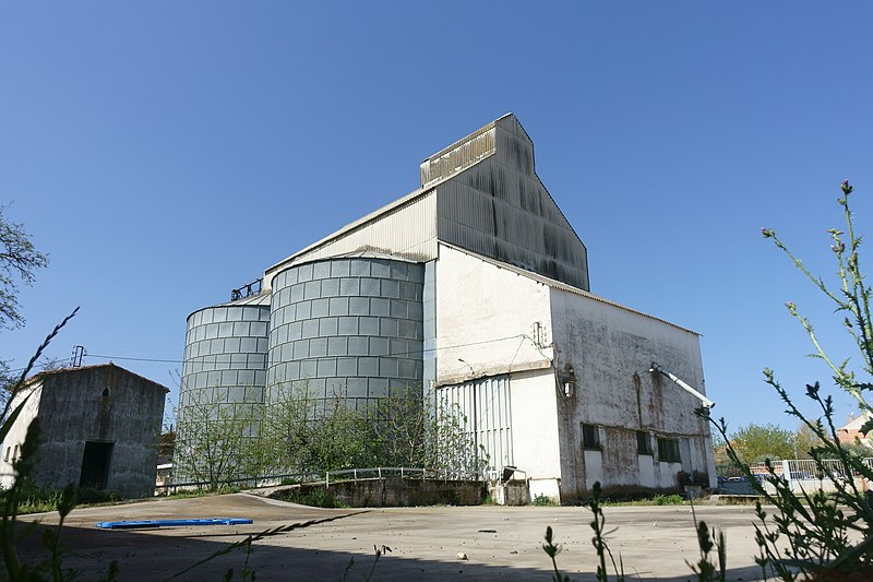 Archivo:Silo de Ajalvir.jpg