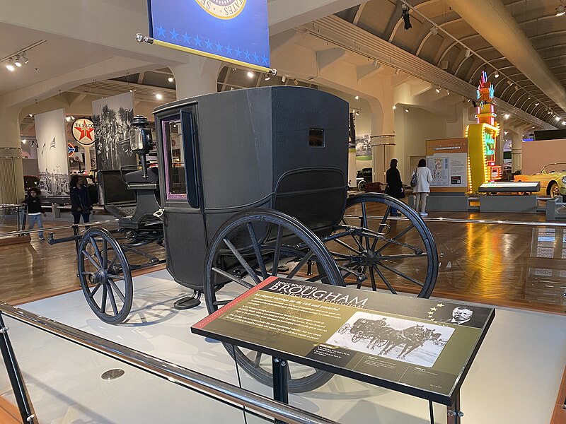 File:Teddy Roosevelt's carriage.jpg