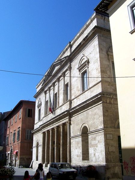 File:476AscoliPTeatroVentidioBasso.JPG