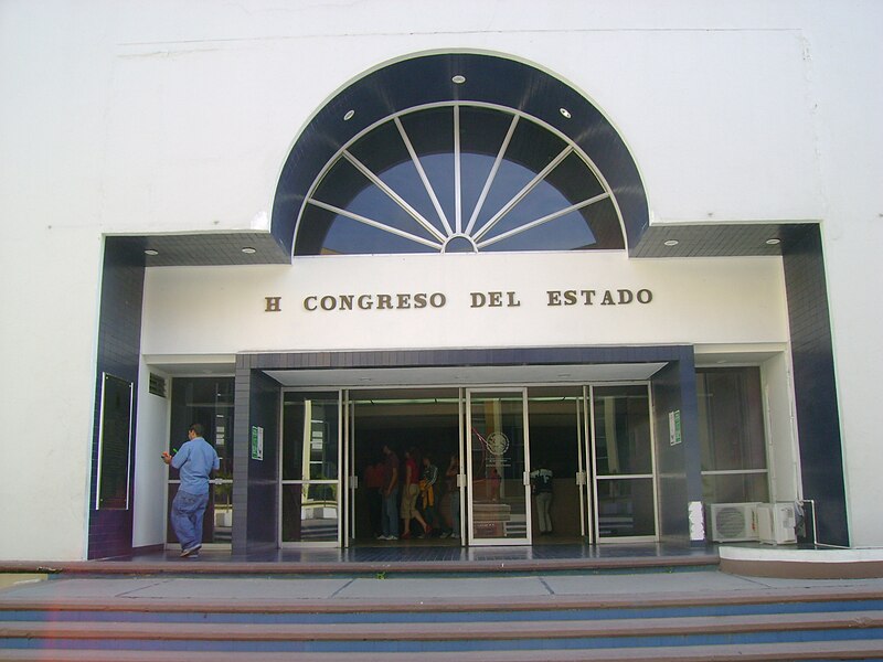 Archivo:Congreso de Colima.JPG