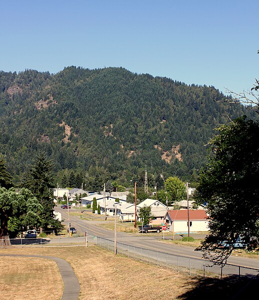 Archivo:Powers Oregon skyline.jpg