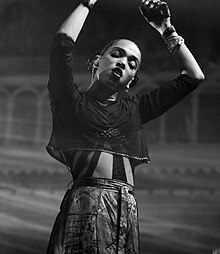 FKA Twigs 2015.jpg