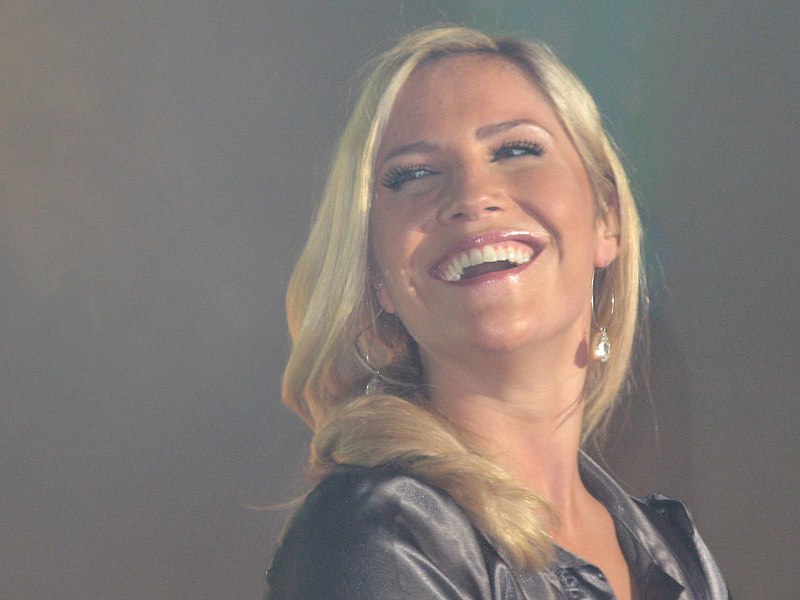 File:Heidi Range 2.jpg