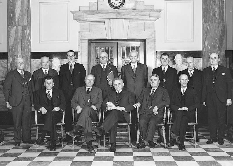 File:Labour Cabinet, 1935.jpg