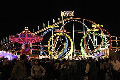 Olympia loop and carousel by night at the 2005 Oktoberfest.