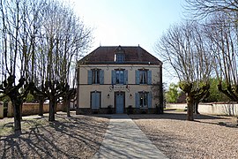 The town hall in Serville