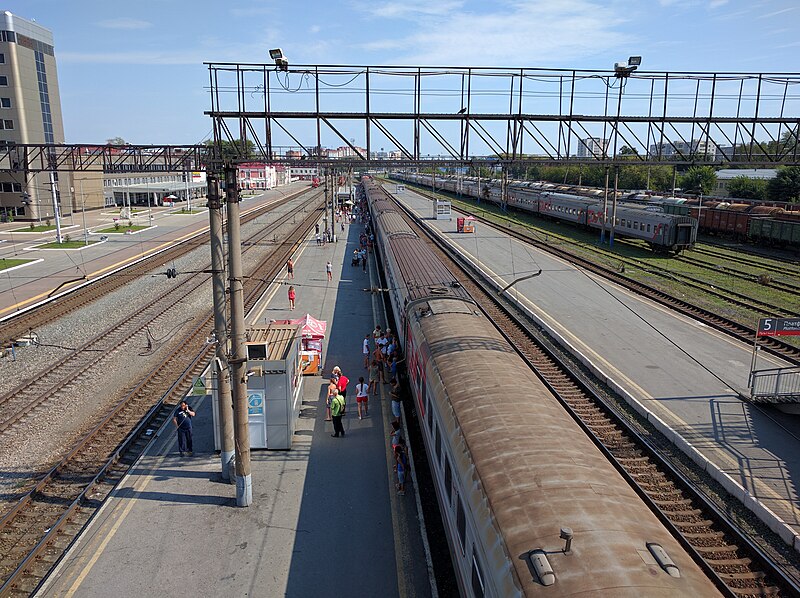 Файл:Tyumen railway station (30211587981).jpg