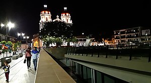 Panorámica-de-Rionegro-nocturno