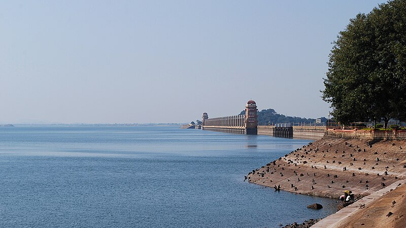 File:Tungabhadra Dam.jpg