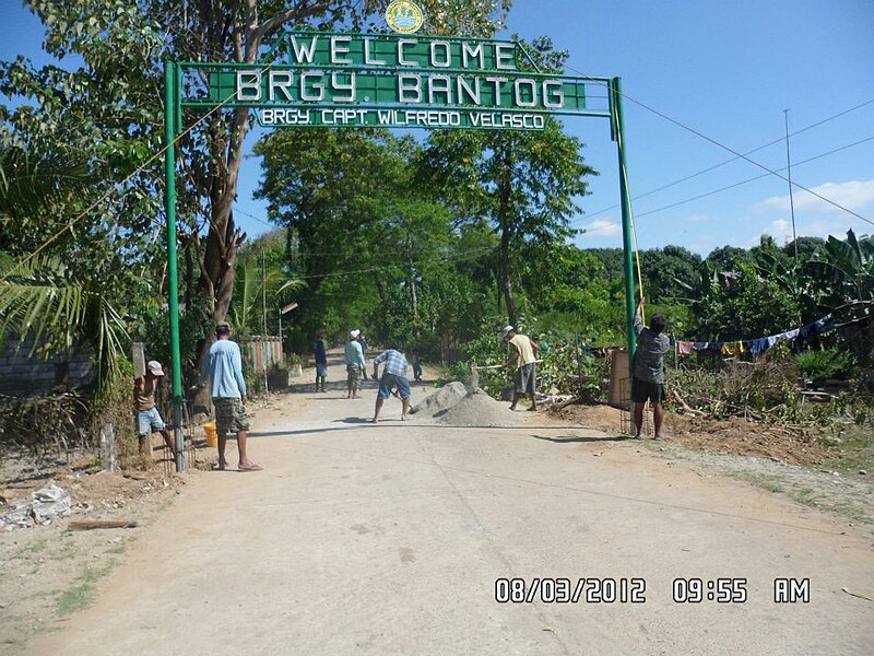 File:Welcome to bantog2.jpg