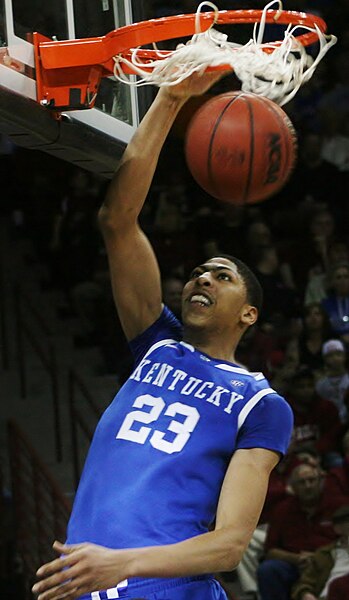 File:Anthony Davis dunk.JPG