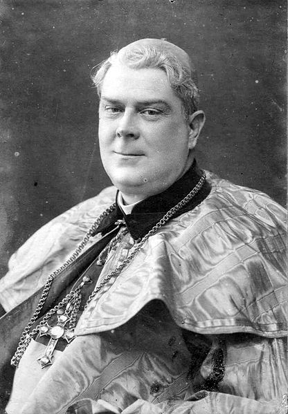 Archivo:Archbishop Nouel.jpg