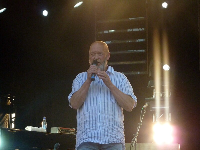 File:Michael Eavis (4742590455).jpg