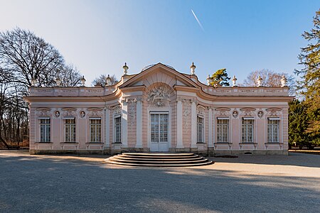 Rococo Ionic pilasters on the facade of the Amalienburg, Nymphenburg Palace Park, Munich, Germany, by François de Cuvilliés, 1734-1739[24]