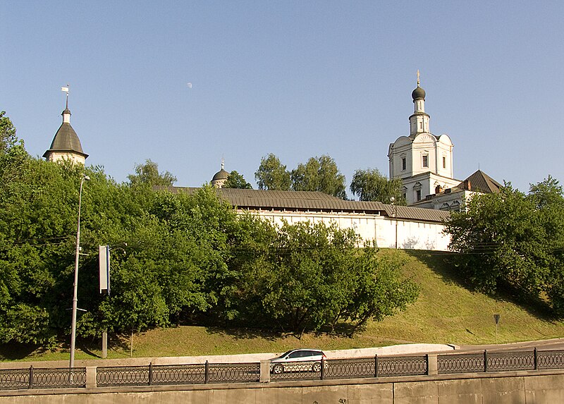 Файл:Andronikov Monastery 001.jpg