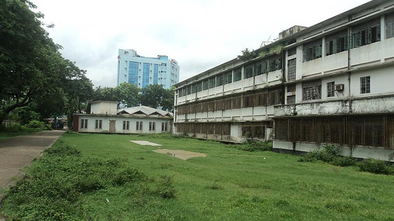 File:Institute Field.jpg