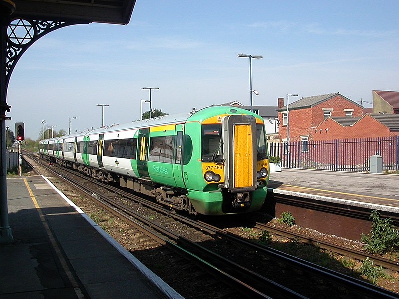 File:Worthing Station 03.JPG