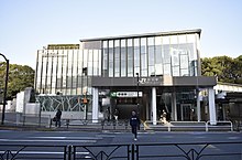 Harajuku Station 200321a2.jpg