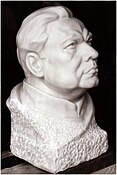 Busto de Rubén Darío esculpido por Edith Grøn, quien realizó más de treinta obras de arte en su honor