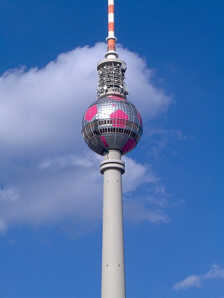 File:BerlinFernsehturmFootball.jpg