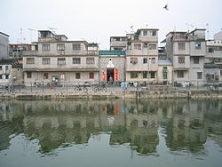 External view of Fanling Ching Wai with pond.