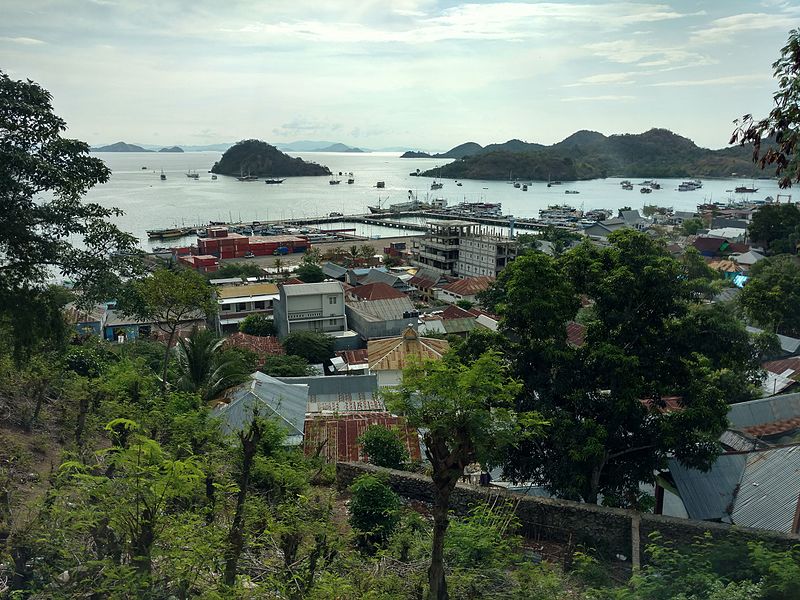 File:Labuan bajo.jpg