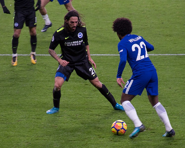 File:Ezequiel Schelotto 2017.jpg