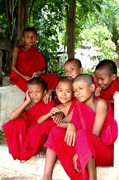 File:Myanmar monks2.jpg