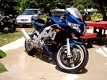 Suzuki SV1000S.jpg