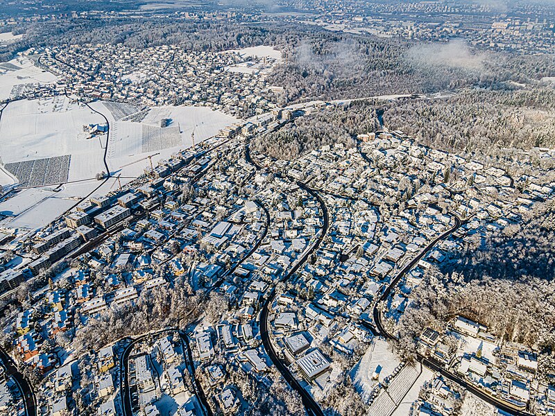 File:Uitikon in winter time.jpg