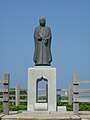 Bronze statue of Youjuin in Cape Hachiman.