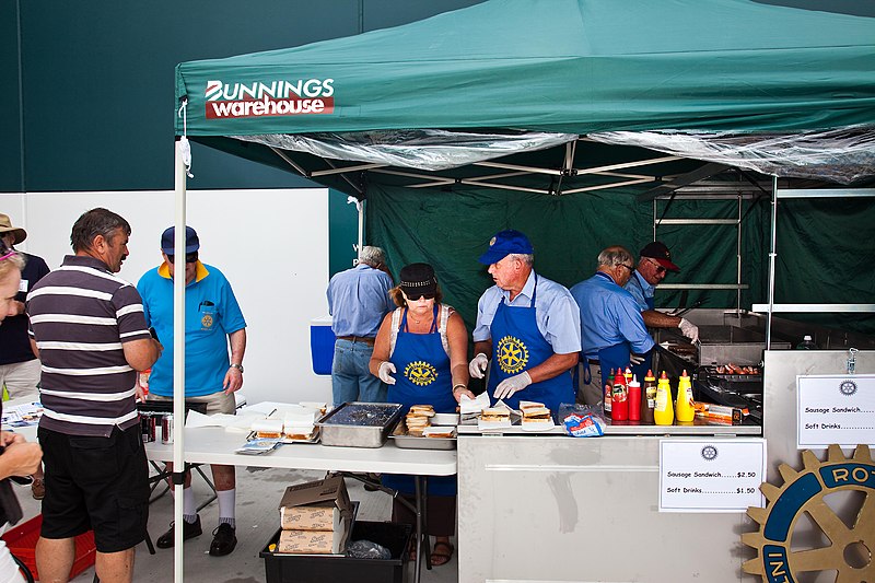 File:Bunnings Sausage sizzle.jpg