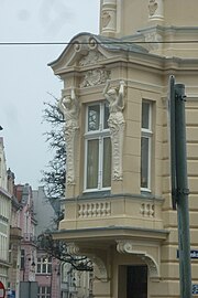 Bay window detail