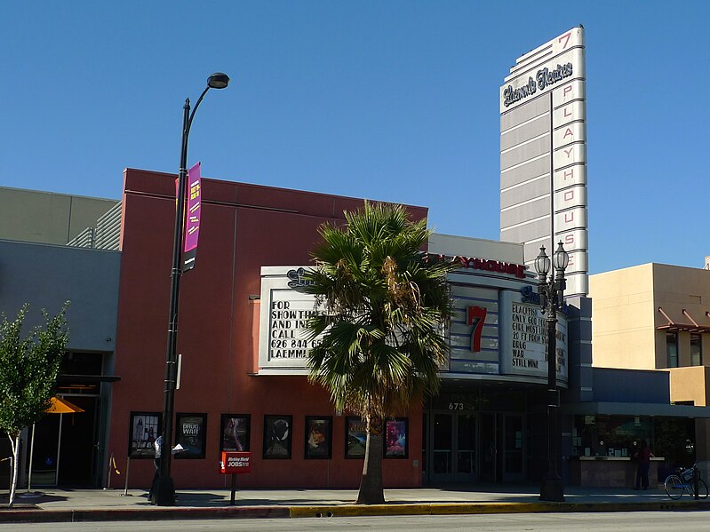 File:Laemmle Playhouse 7.jpg