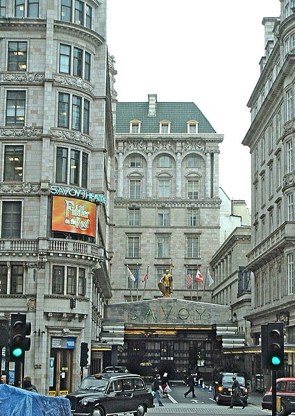 Archivo:London Savoy Theatre 2007.jpg