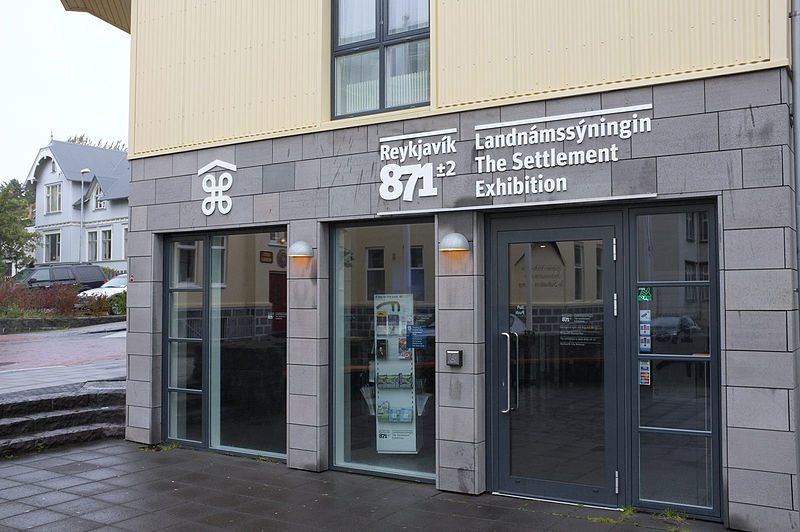 File:Reykjavík 871±2.jpg