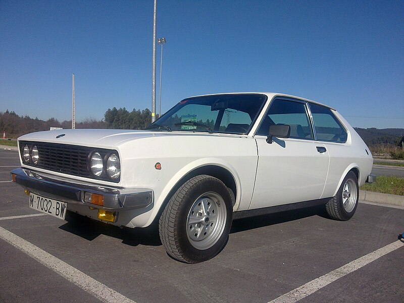 Archivo:Seat128 EHUn.jpg