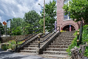 Steps to Dunsmuir