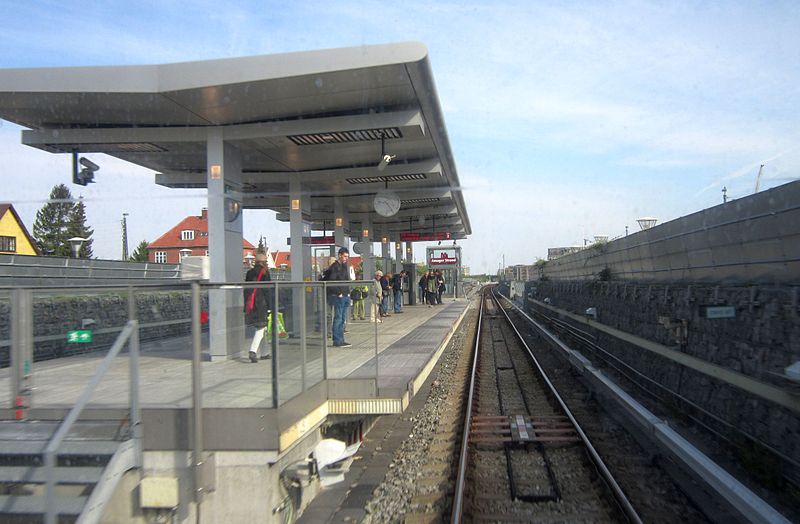 File:Amager Strand Station.JPG