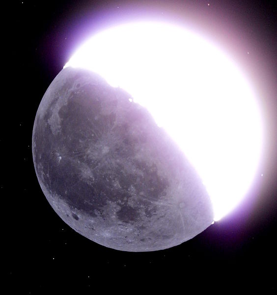 File:Earthshine Moon.jpg