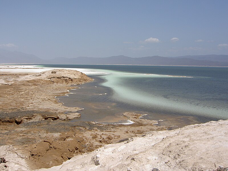 File:Lake Assal 3-Djibouti.jpg