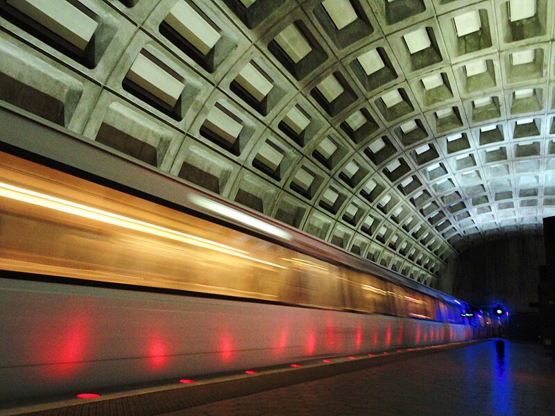 File:Metro Blur.JPG