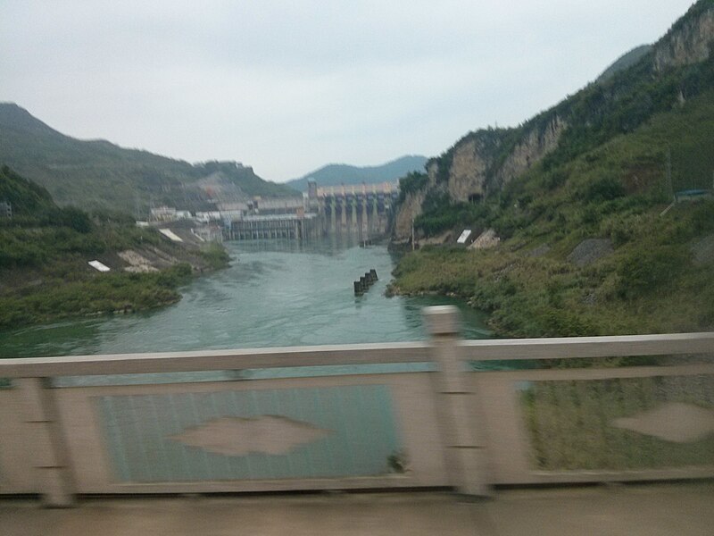 File:Yantan dam 2015.5.21.jpg