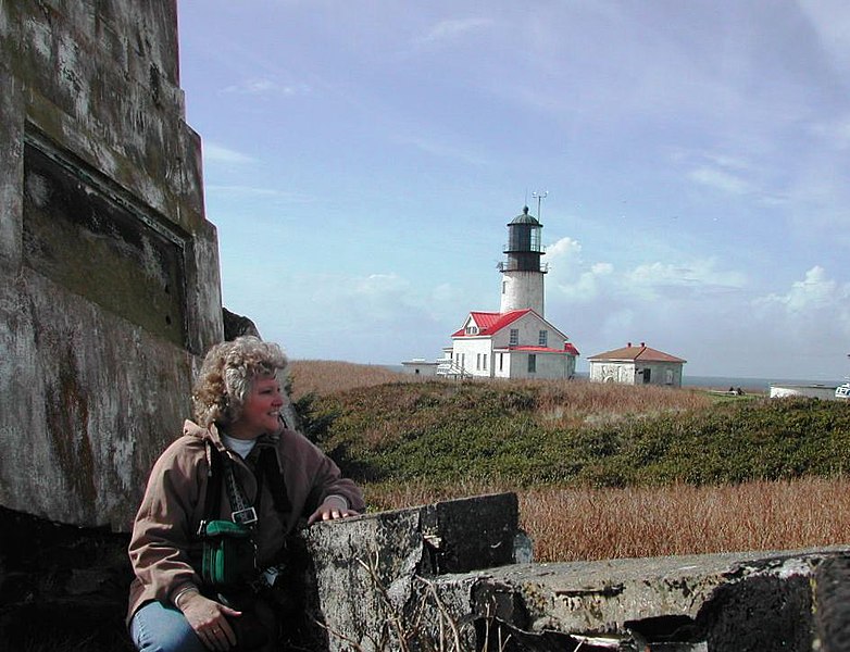 File:CapeFlattery,WA.jpg