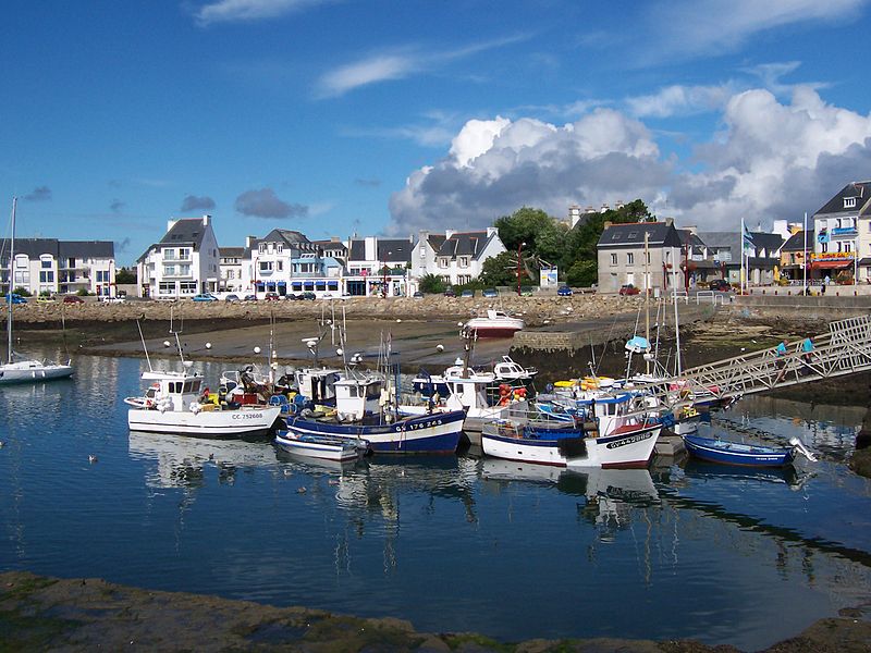 File:Port de Lesconil.JPG