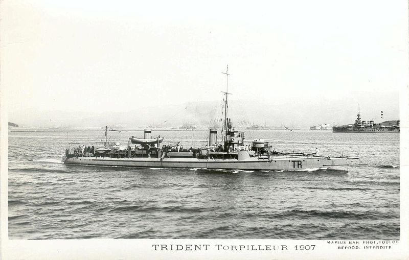 File:Trident french destroyer.jpg