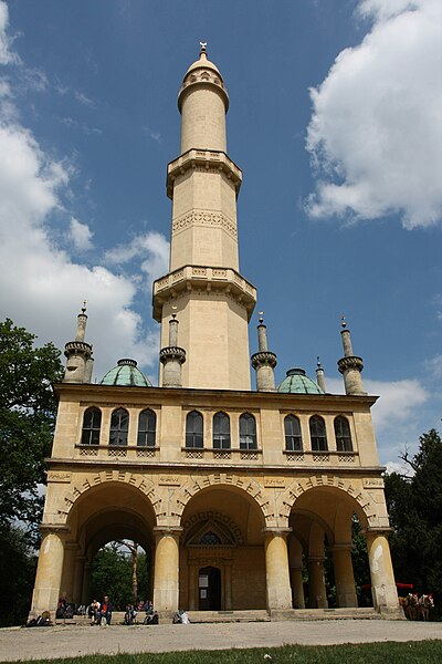 Файл:Minaret (Lednice).jpg