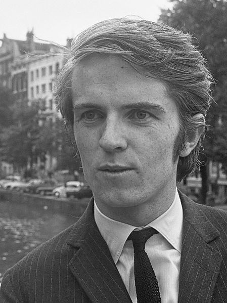 File:Ronan O'Rahilly (1967).jpg